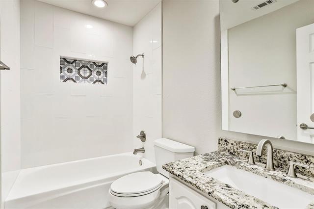 Building Photo - 4801 Baton Rouge Blvd