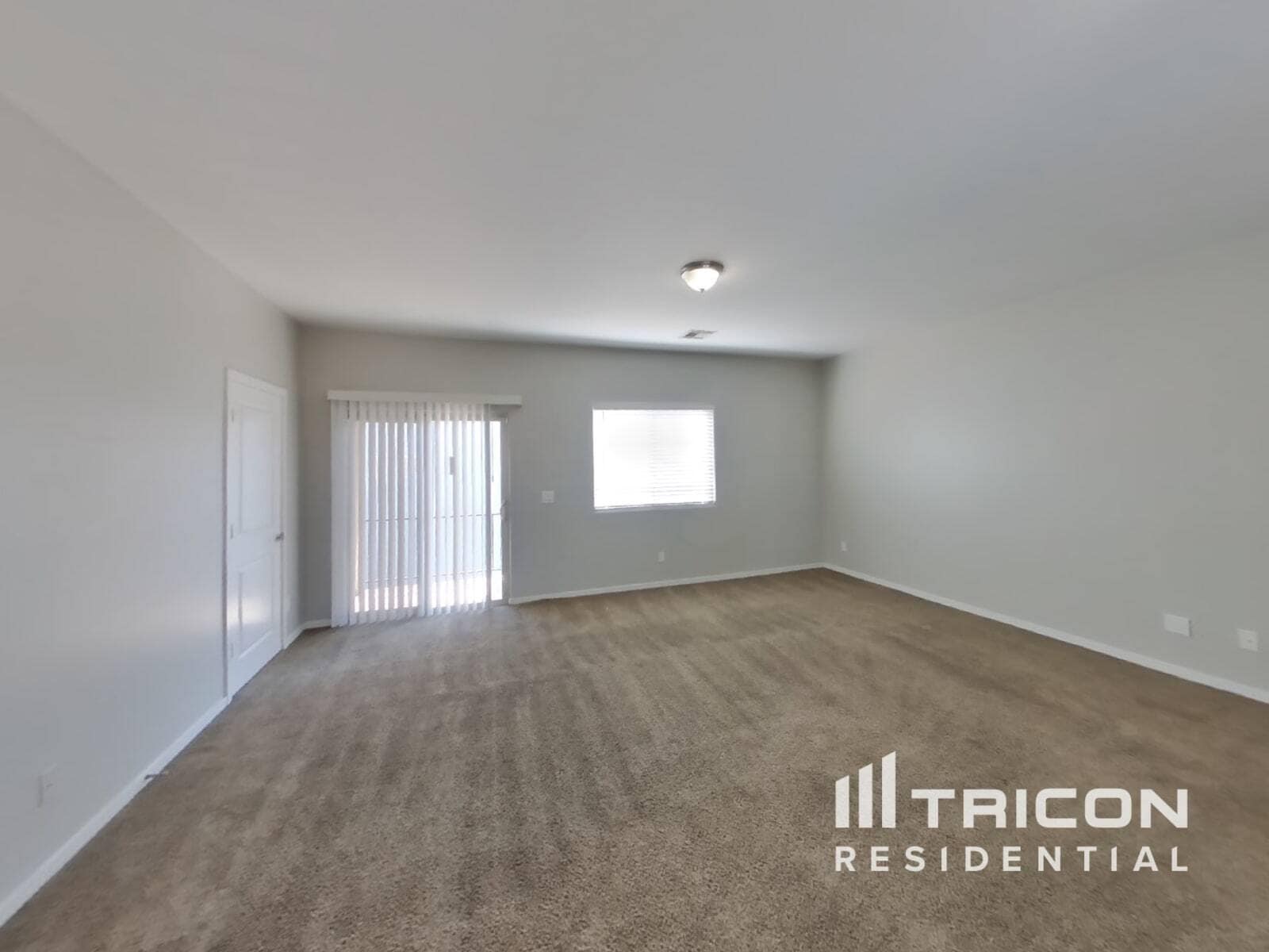 Building Photo - 10321 W Monterosa Ave