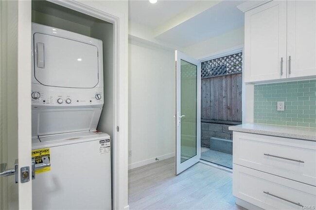 Building Photo - North Laguna One Bedroom with Ocean View