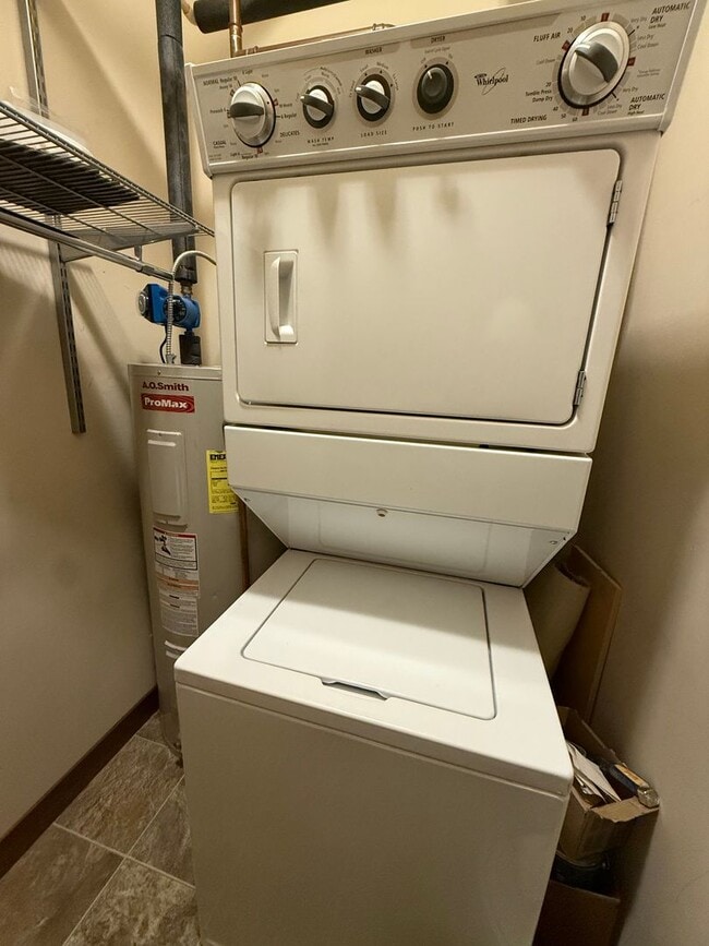 Building Photo - Rarely Available 3 Bedroom 2 Bathroom Penthouse At The Sexton Lofts!