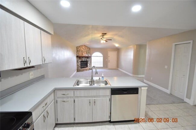 Building Photo - 23223 Club Villas Dr