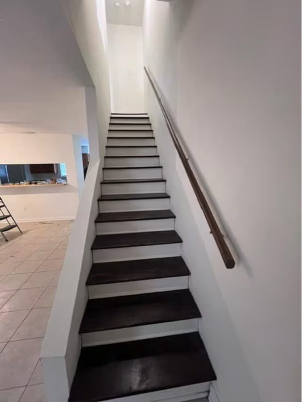 Building Photo - 1793 Boulevard De Province