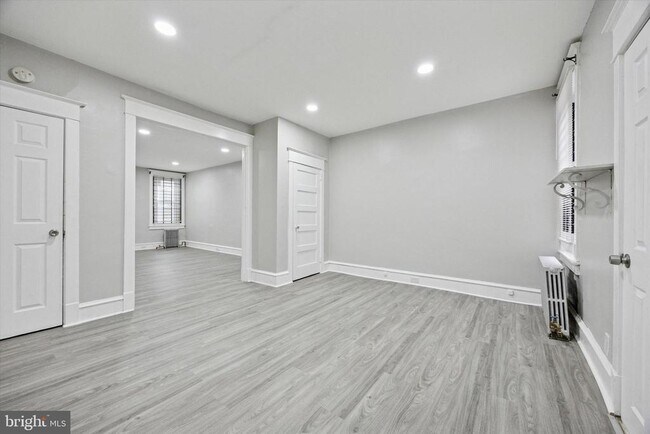 Building Photo - 1611 Allengrove St