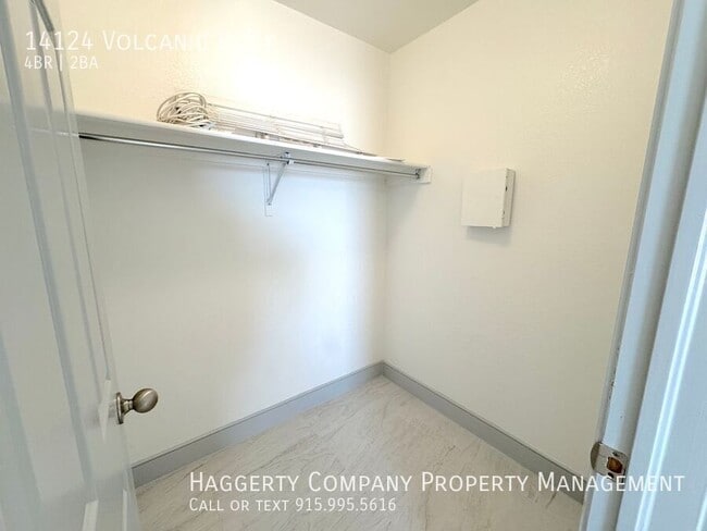 Building Photo - 14124 Volcanic Rock Dr
