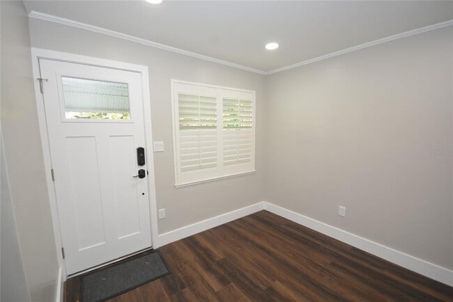 Building Photo - 3006 Vine St