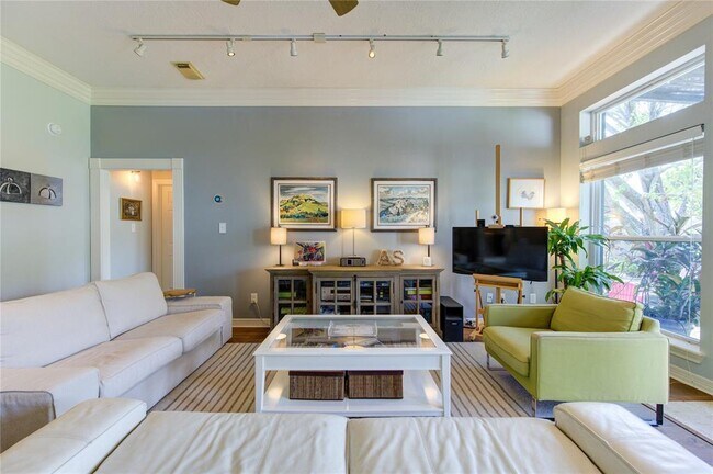 Building Photo - 5222 Summer Snow Dr