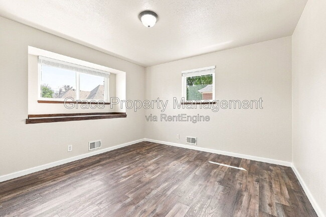 Building Photo - 2129 E 114th Ave