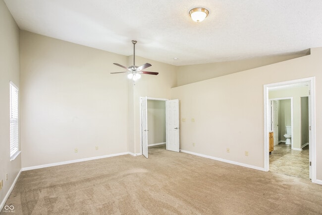 Building Photo - 11705 Rossmore Dr