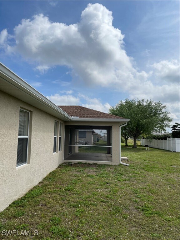 Building Photo - 2310 NW 18th Terrace