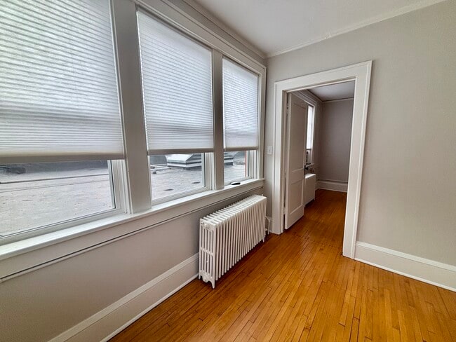 Building Photo - 1337 Randolph Ave