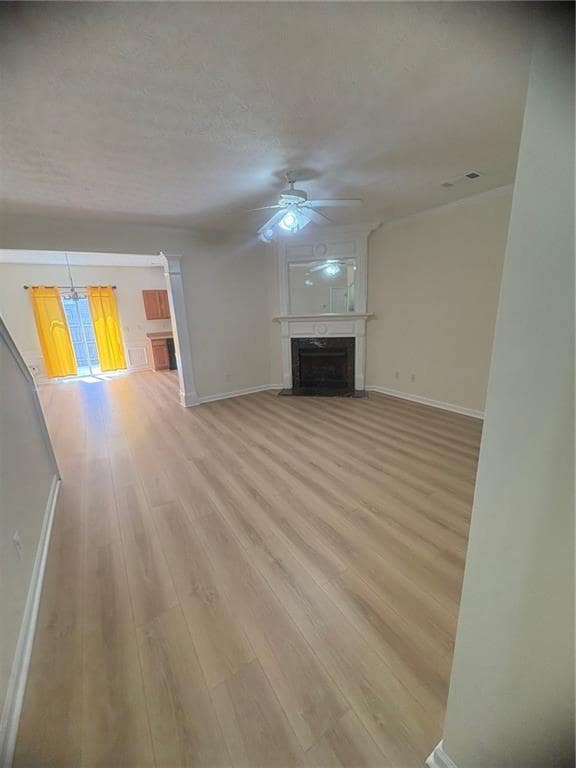 Building Photo - 3880 Grovemont Pl