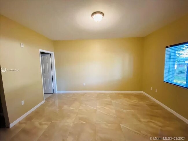 Building Photo - 17350 NW 67th Ave