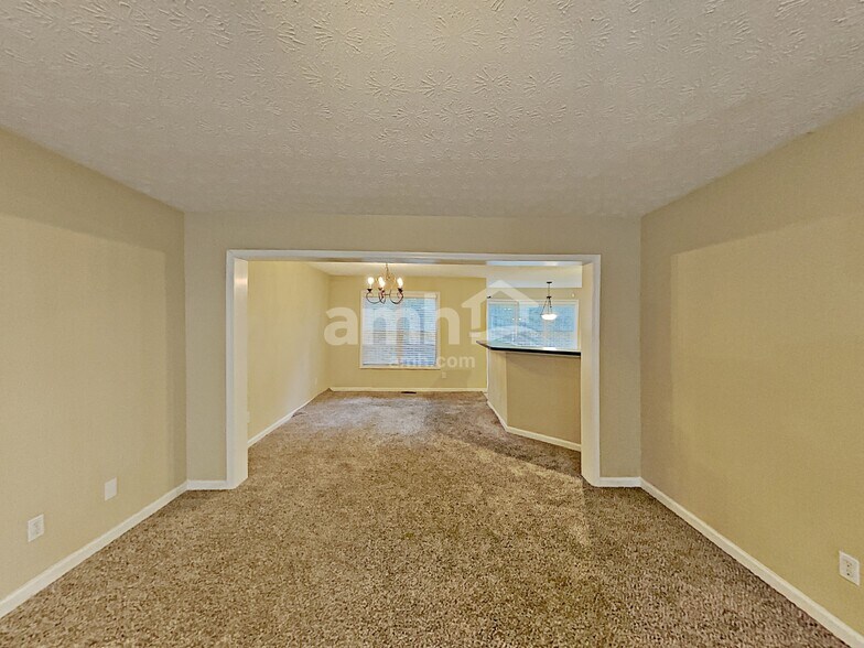 Building Photo - 292 Ridgestone Way SW