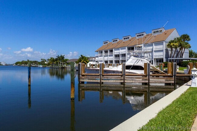 Building Photo - 2115 Windward Way