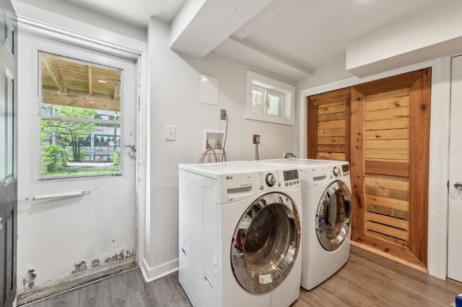 Building Photo - Welcome Home!