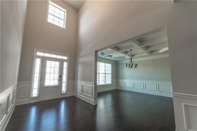 Building Photo - 7445 Oldbury Pl