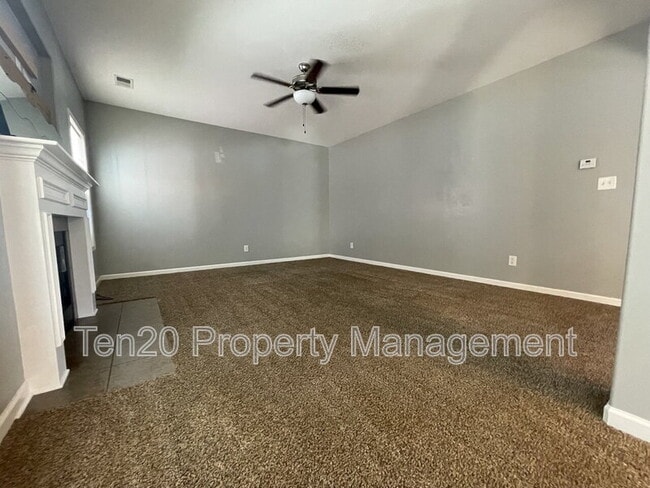 Building Photo - 4955 Brightstar Ln
