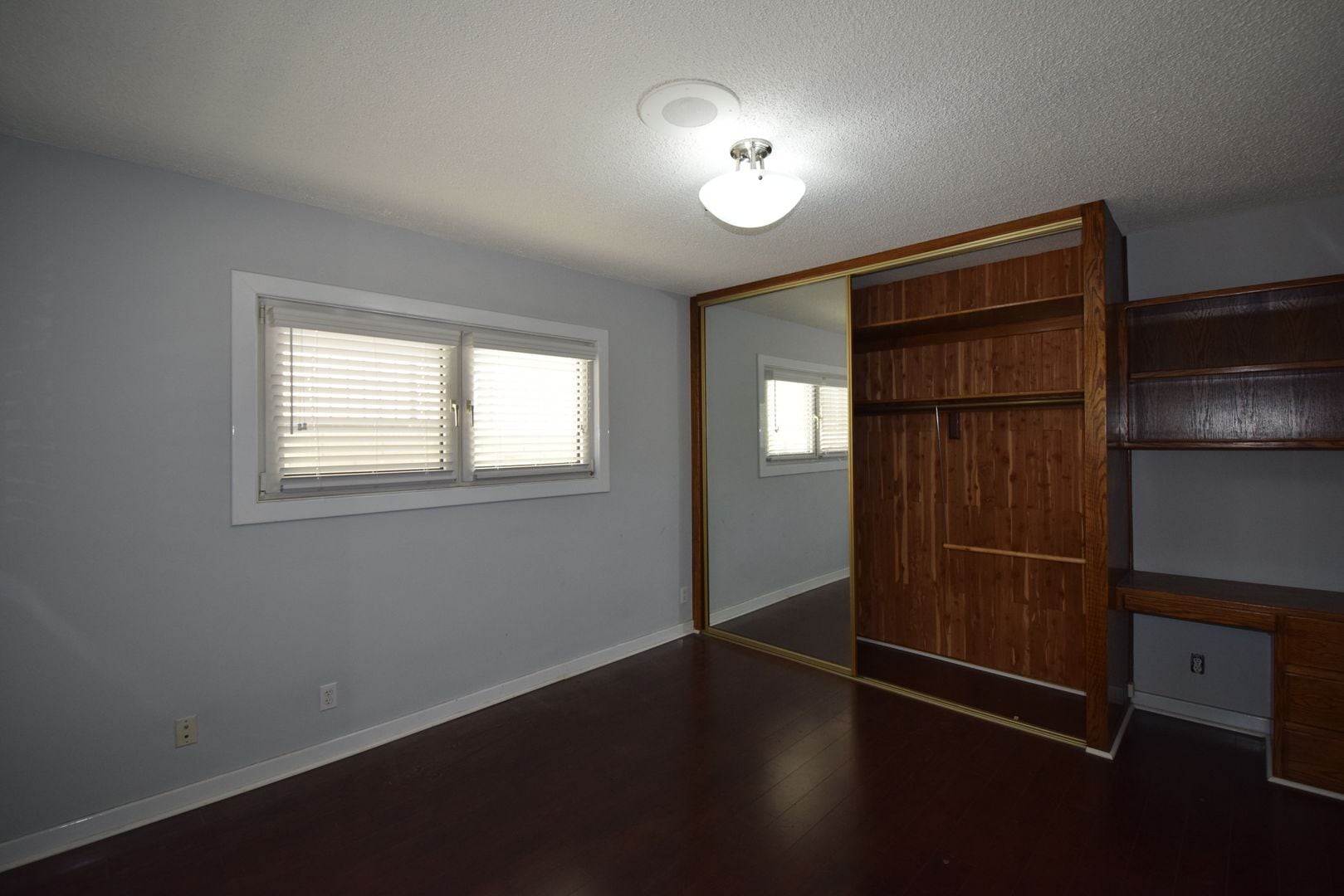 Building Photo - 11204 Peach Grove St
