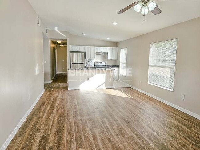 Building Photo - NEW Lower Rental Rate Leasing Special: Mar...