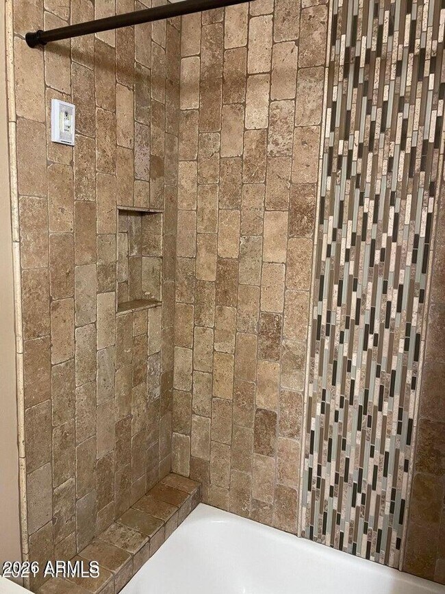 Building Photo - 14948 W Maui Ln