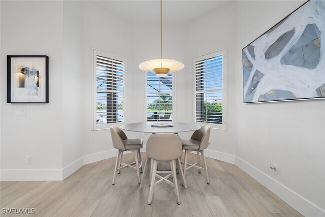 Building Photo - 6597 Caldecott Dr