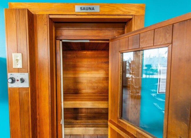 Building Photo - 6050 JFK Blvd E