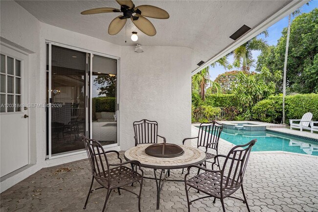 Building Photo - 7759 La Corniche Cir