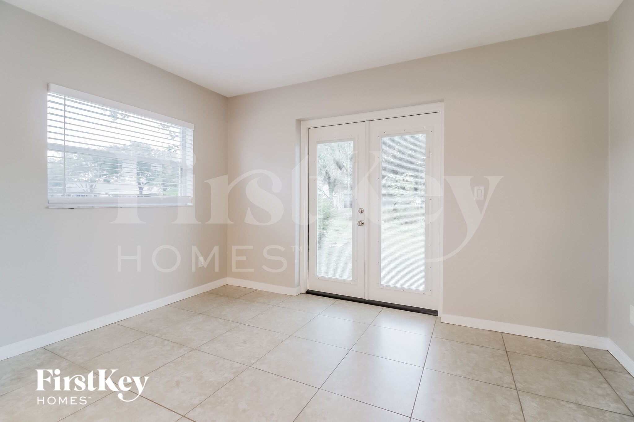 Building Photo - 1319 Macon Dr