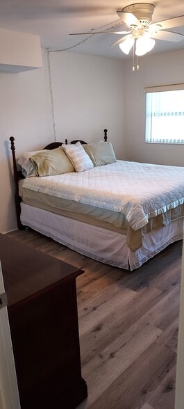 Bedroom - 6201 2nd St E