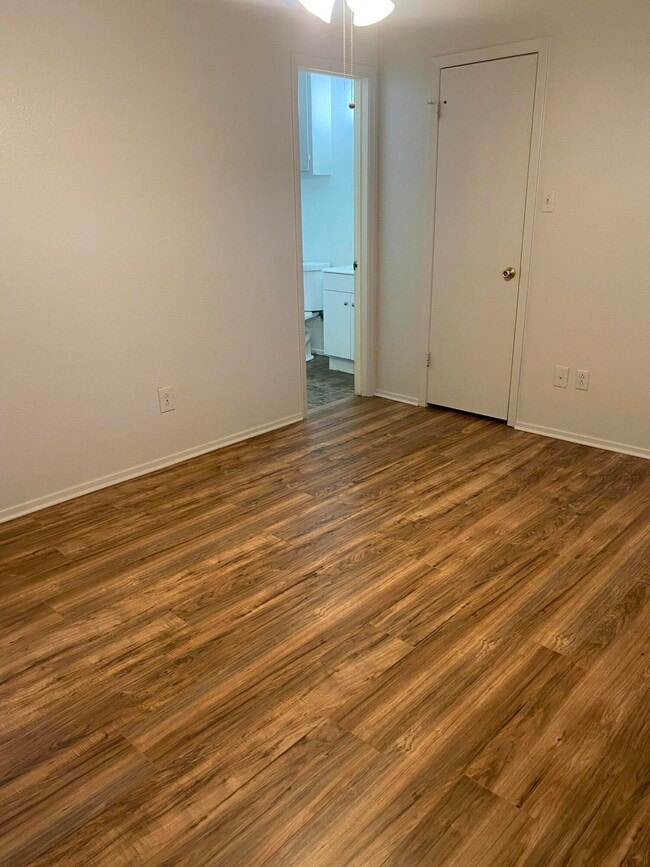 Building Photo - 7404 Fir Ave