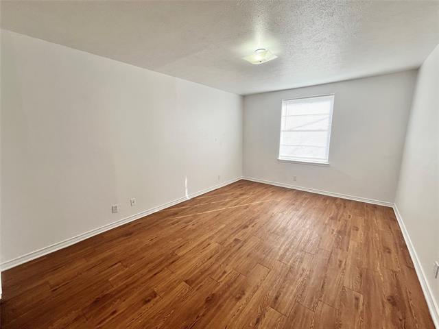 Building Photo - 2425 January Ln