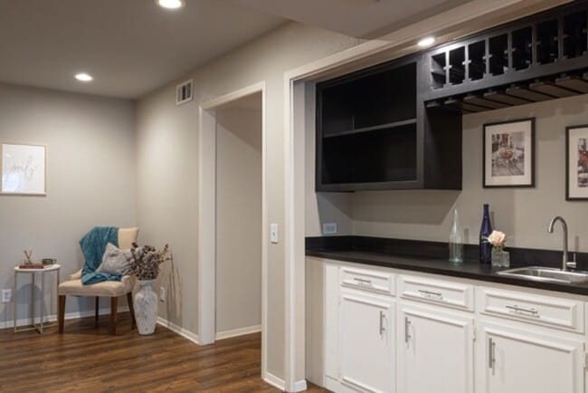 Building Photo - SPACIOUS CONDO | GATED | NEAR MEDICAL CENTER 410 & IH10 | 3 BEDROOMS | 2 BATHROOMS