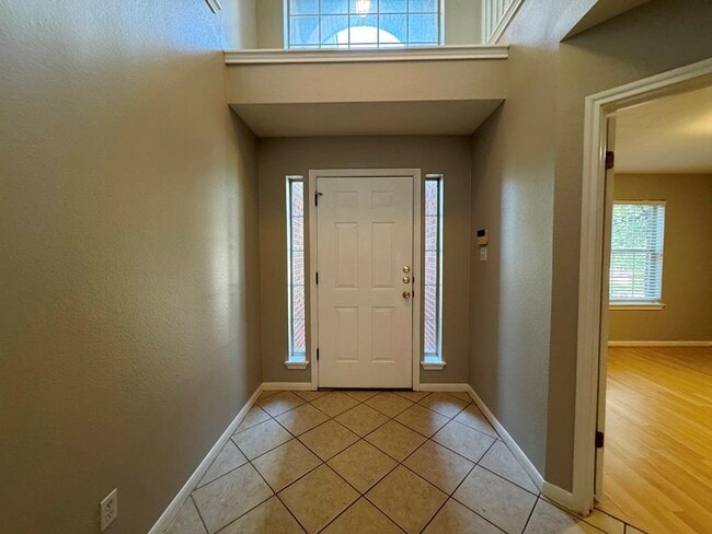 Building Photo - 5305 Tamango Way