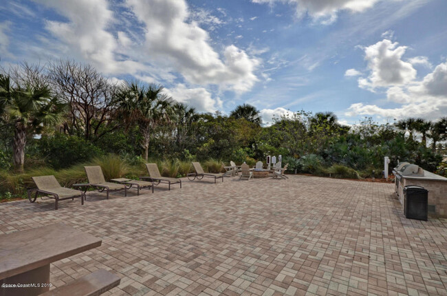 Building Photo - 130 Warsteiner Way