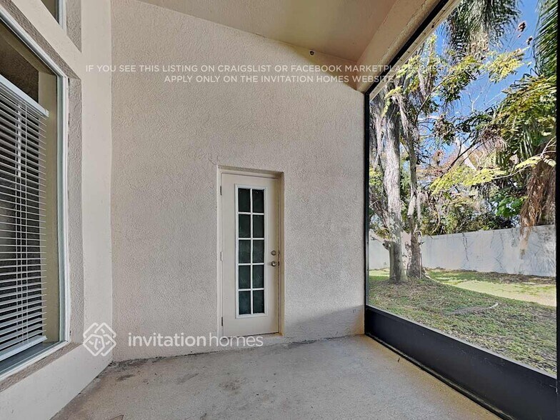 Building Photo - 2040 Wexford Green Dr