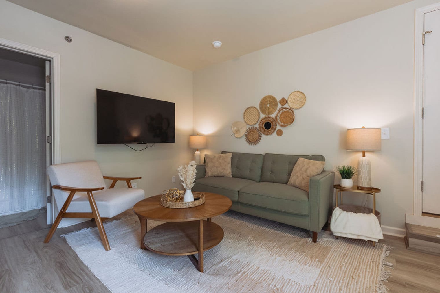 Building Photo - 308 Lamont St