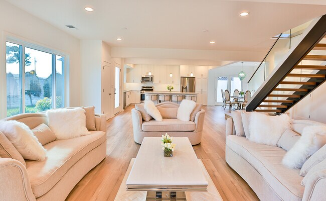 Building Photo - 21513 Pacific Coast Hwy