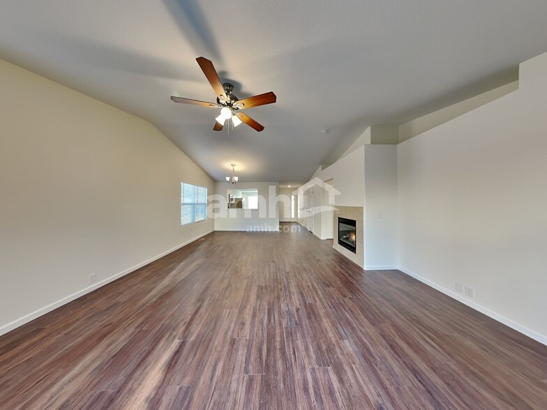 Building Photo - 8444 Sunbow Ct