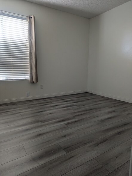 Building Photo - 1046 Canal St