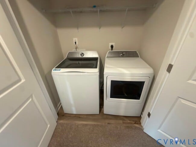 Building Photo - 8760 Whitman Dr