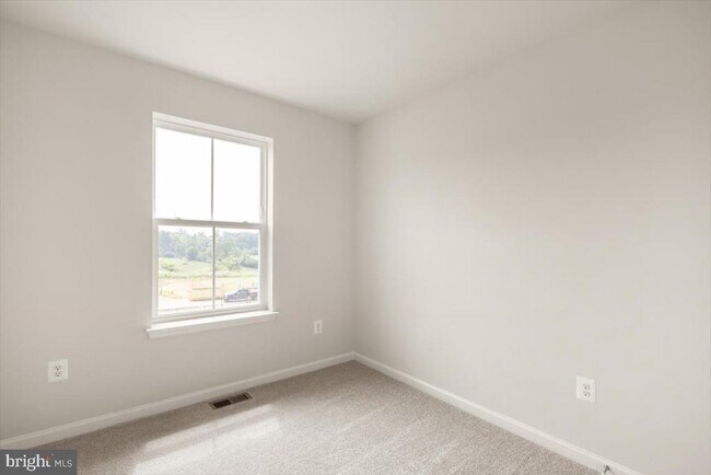 Building Photo - 118 Milburn Dr