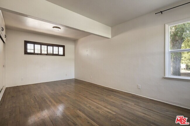 Building Photo - 6315 Craner Ave