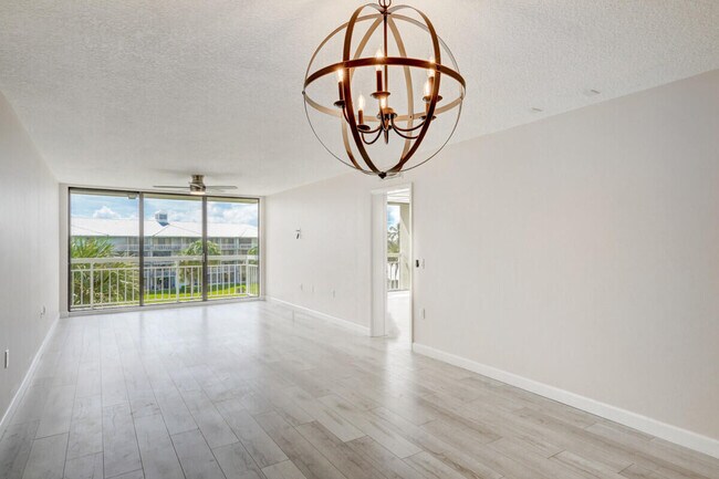 Building Photo - 2561 Village Blvd