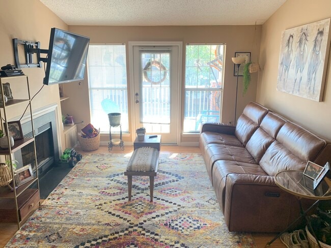 Primary Photo - 21019 Timber Ridge Ter