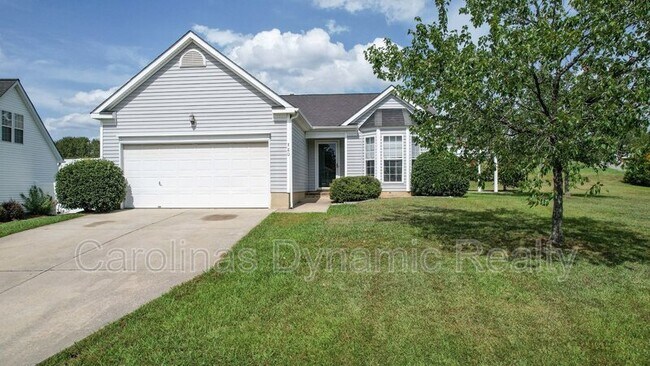 Primary Photo - 120 Lantana Dr