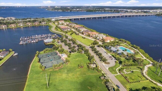 Building Photo - 920 Tidewater Shores Loop