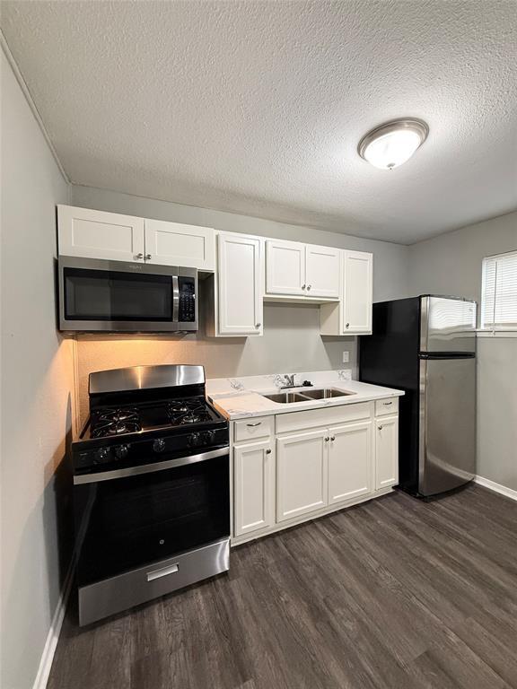 Building Photo - 3643 N MacGregor Way