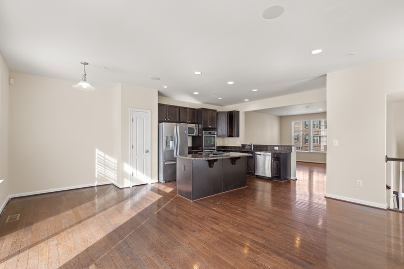 Building Photo - 4921 Forest Pines Dr