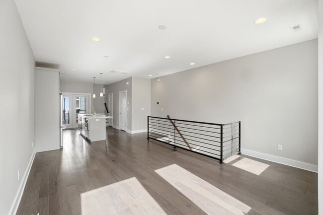 Building Photo - Experience Elevated Urban Living in the Heart of South End