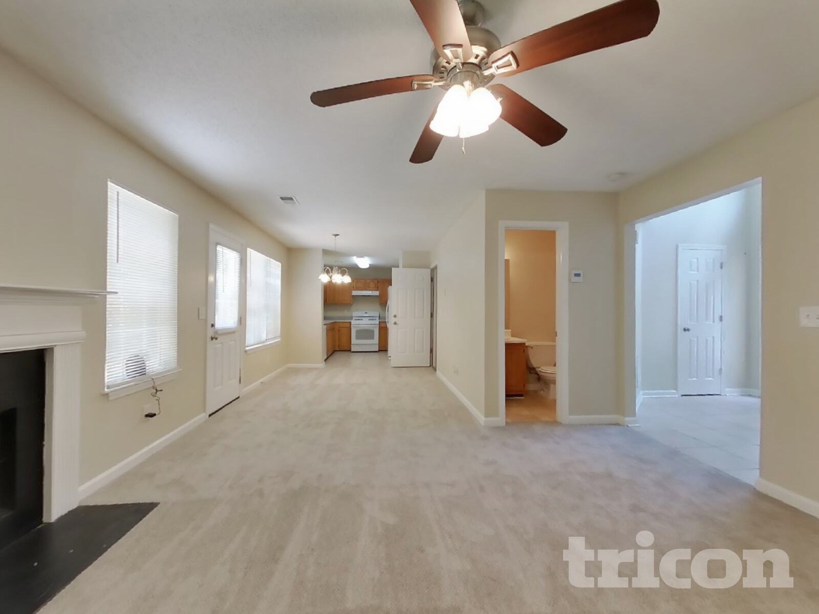 Building Photo - 3853 Sunview Dr NW